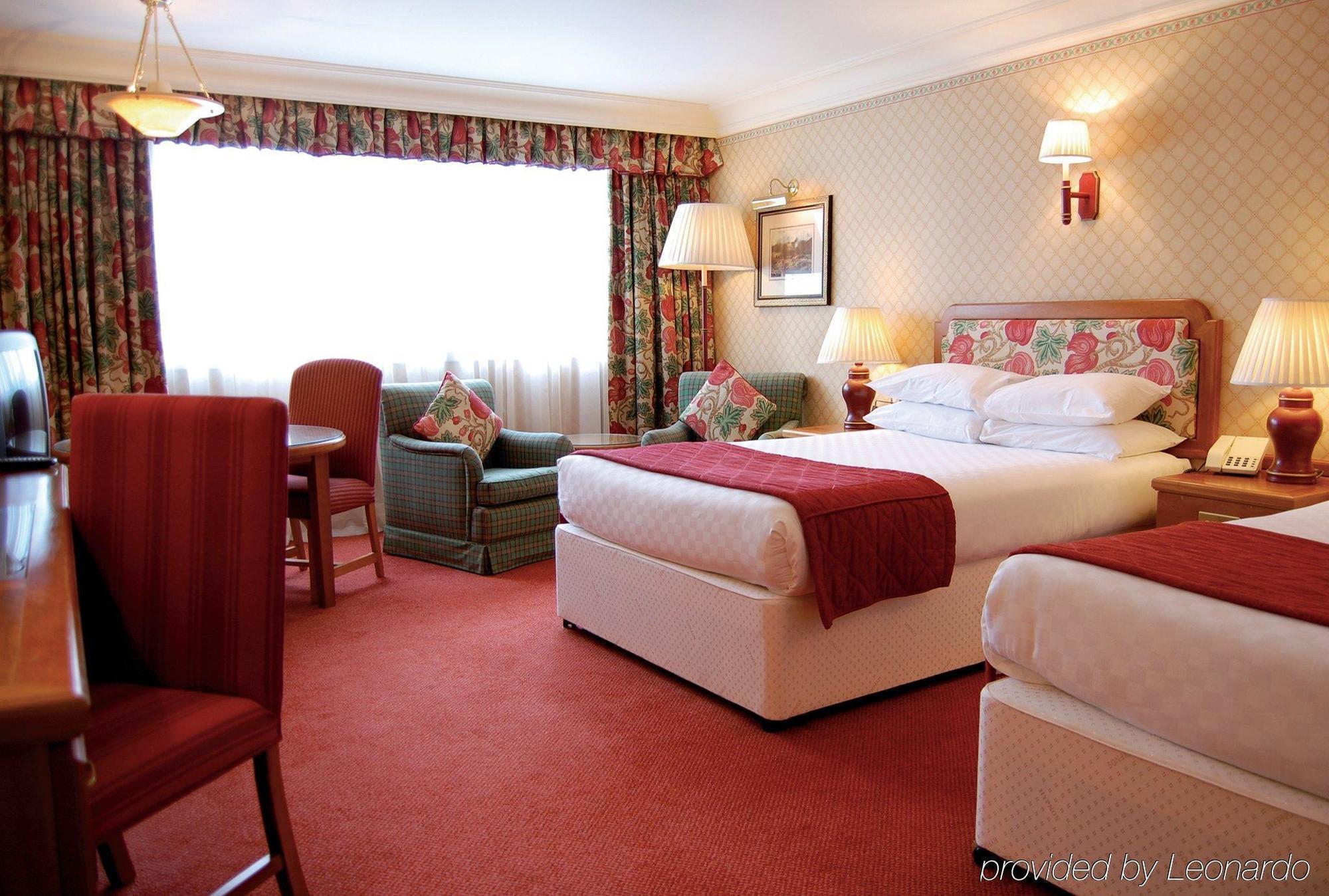 The Aberdeen Altens Hotel Room photo